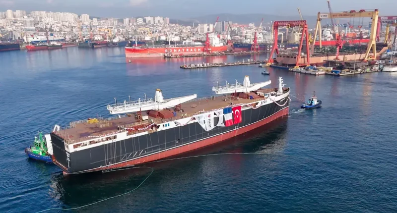 neoliner origin är världens största segeldrivna fraktfartyg i modern tid